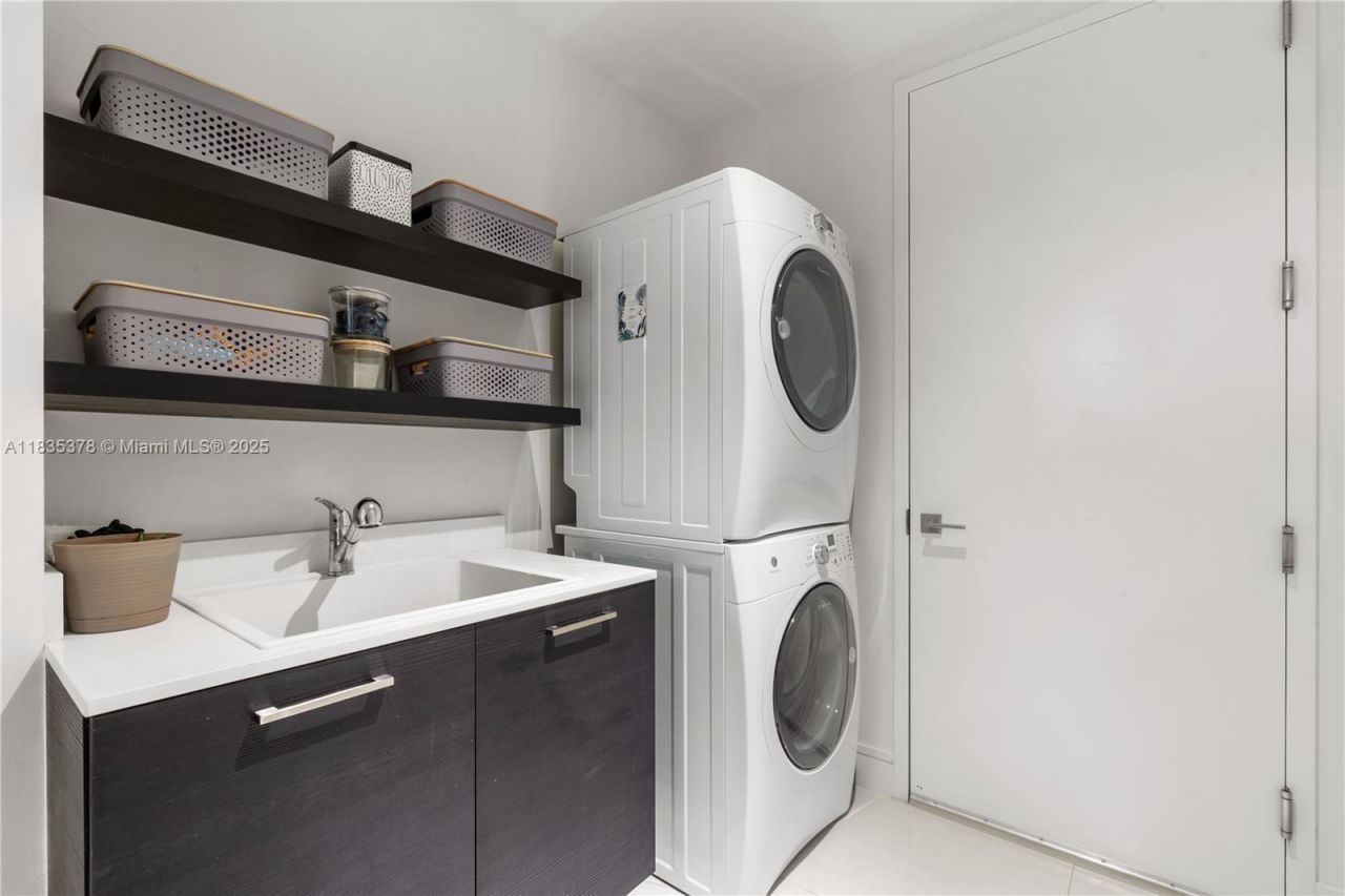 3250 NE 188th St, Unit LPH02, Aventura, FL 33180 Photo