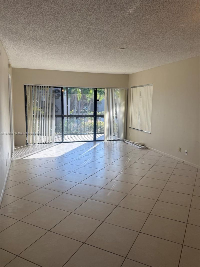 159 NW 70th St, Unit 610, Boca Raton, FL 33487 Photo