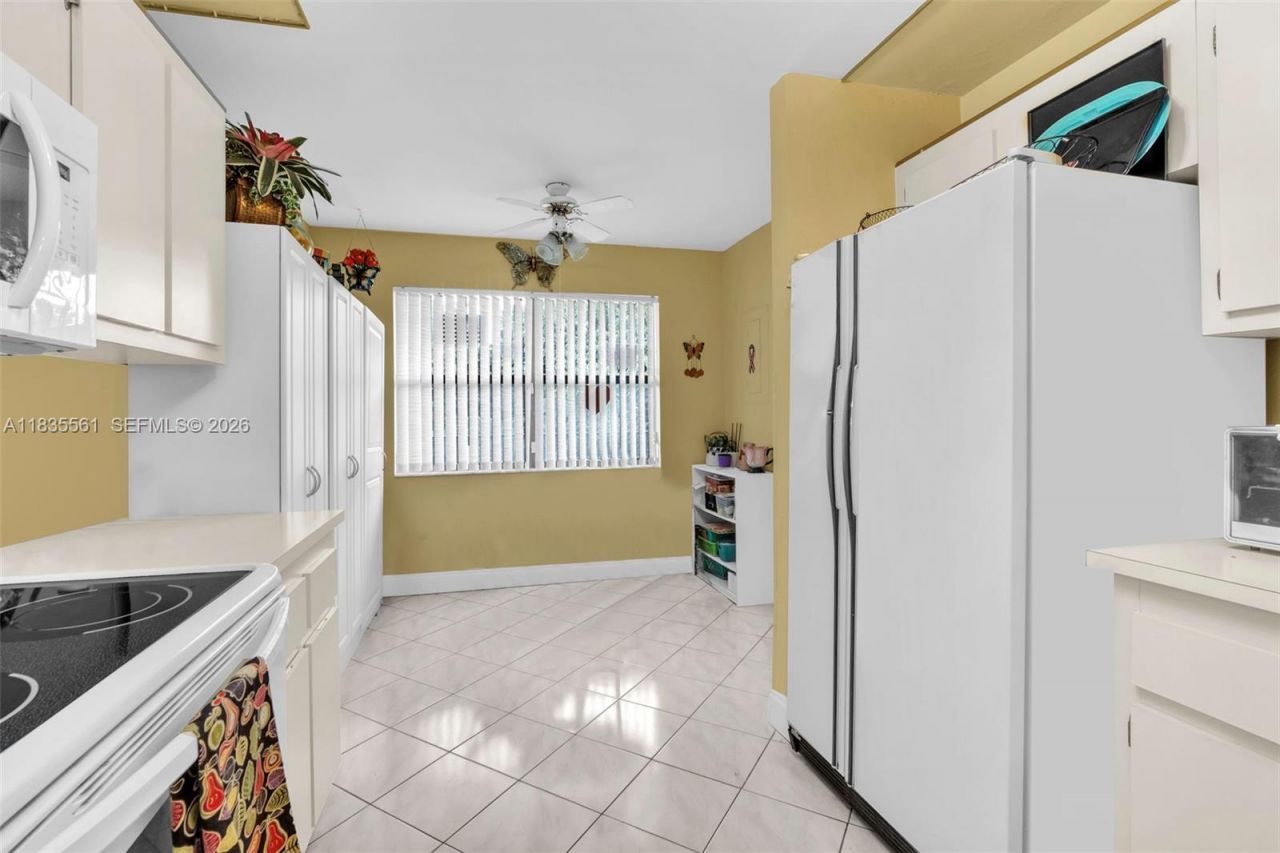 10400 NW 30th Ct, Unit 305, Sunrise, FL 33322 Photo