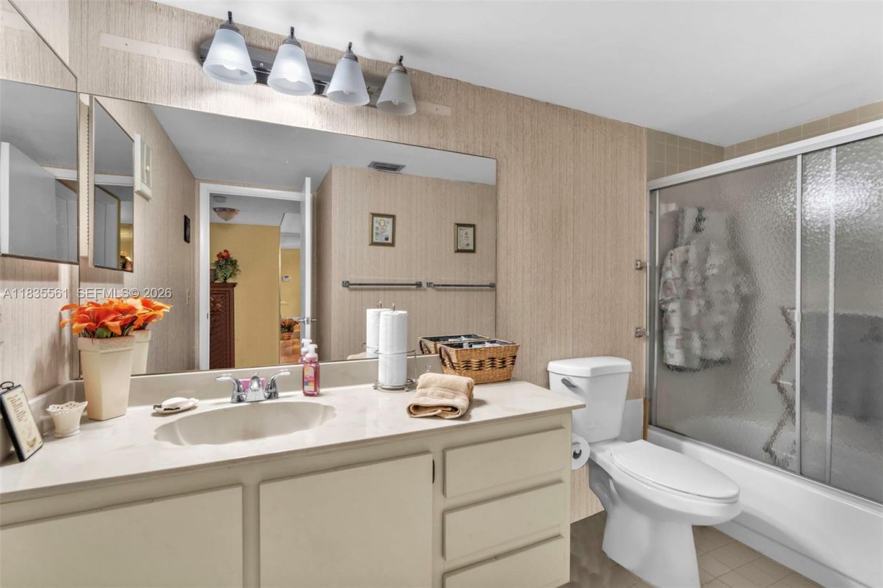 10400 NW 30th Ct, Unit 305, Sunrise, FL 33322 Photo