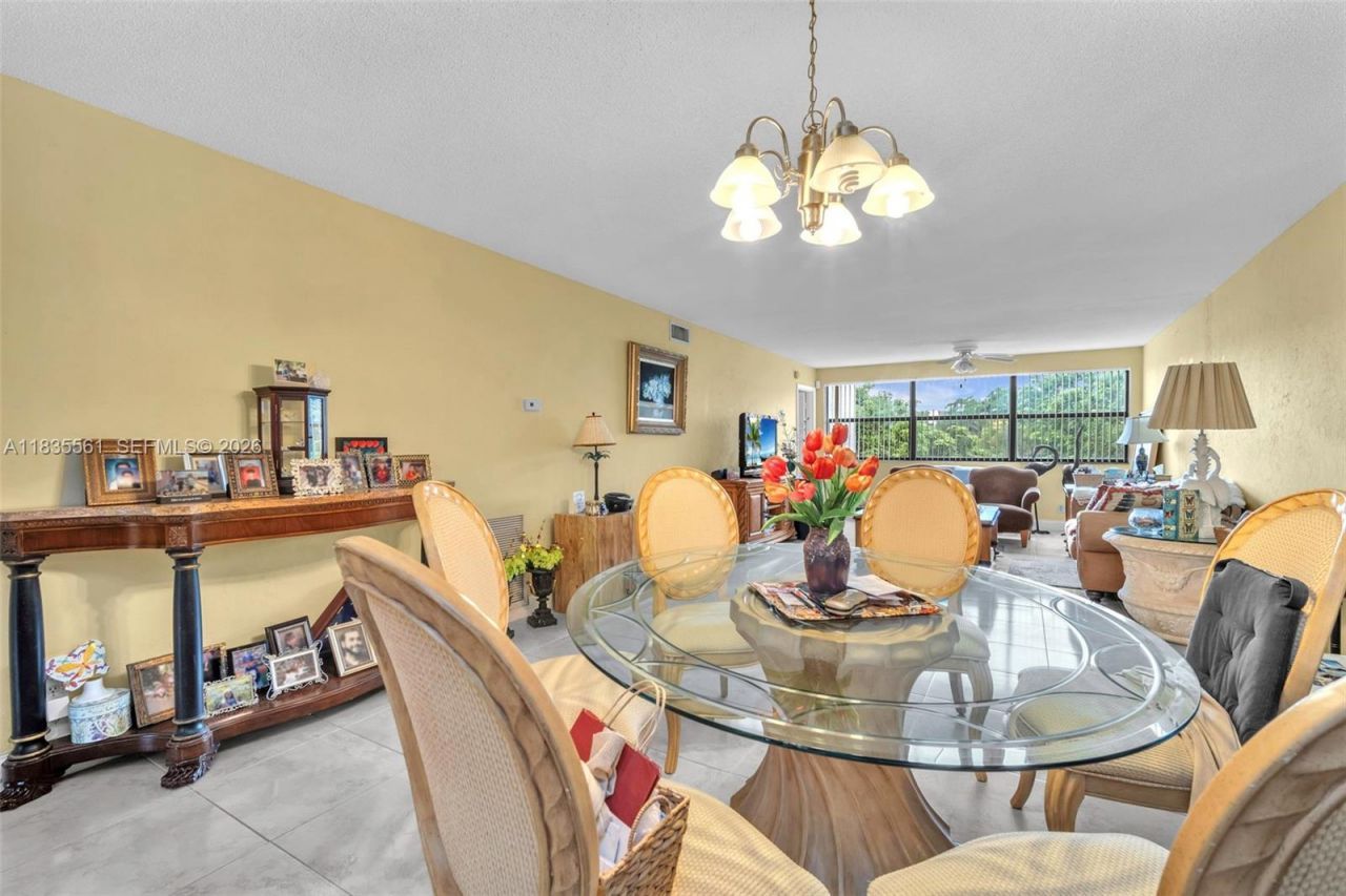 10400 NW 30th Ct, Unit 305, Sunrise, FL 33322 Photo