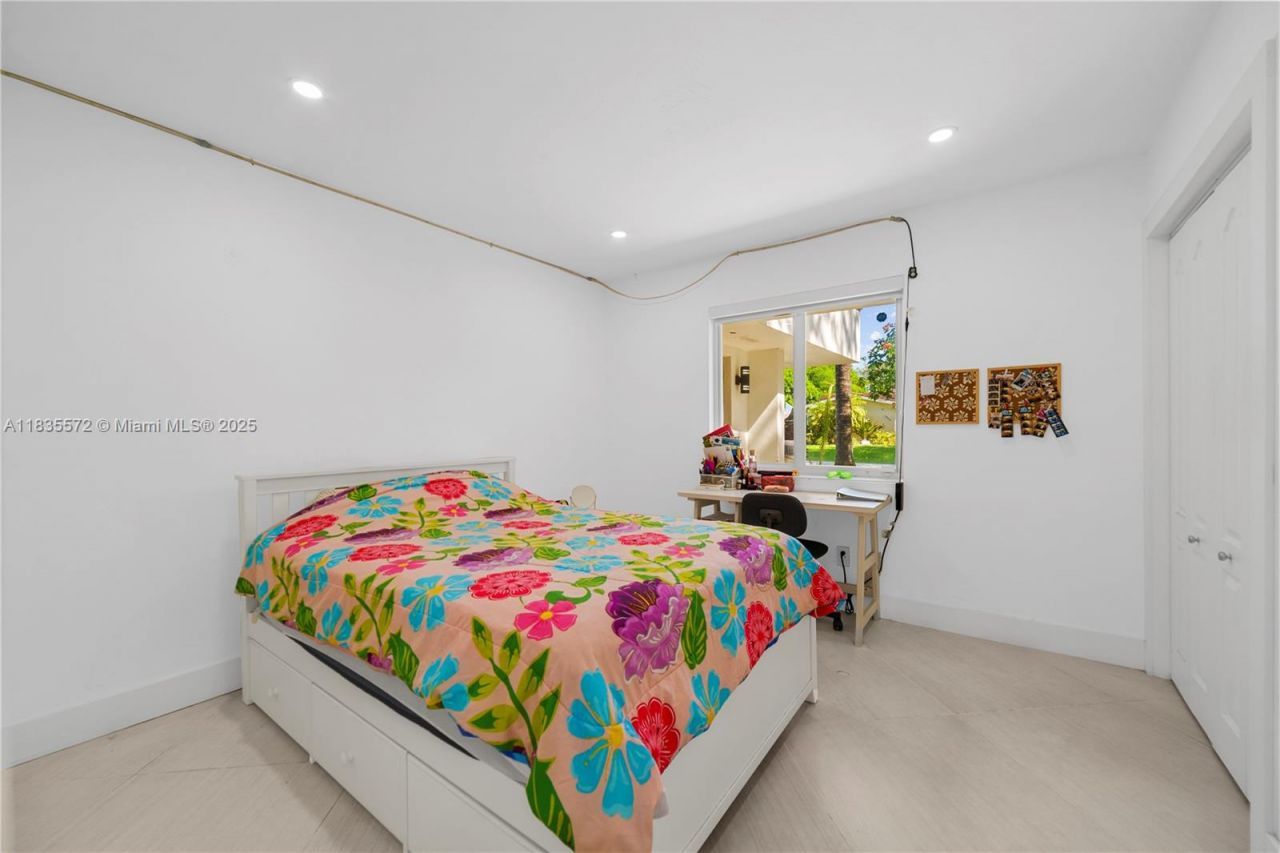 15200 SW 81st Ave, Palmetto Bay, FL 33157 Photo