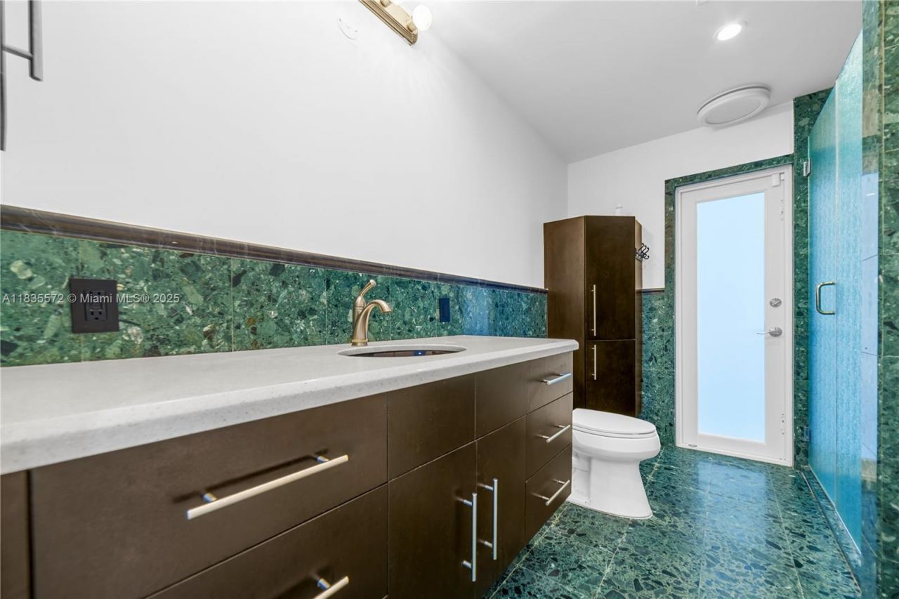 15200 SW 81st Ave, Palmetto Bay, FL 33157 Photo