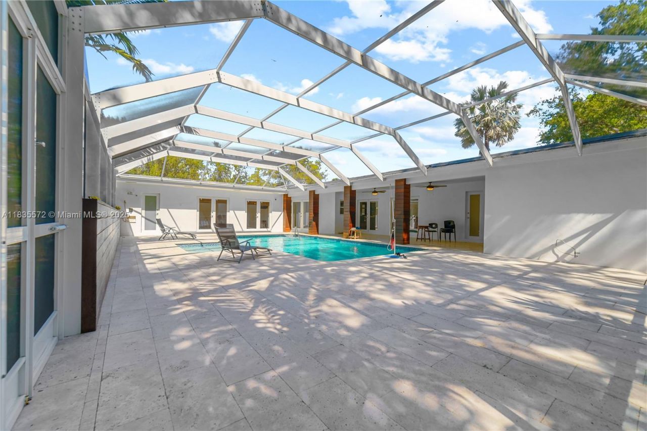 15200 SW 81st Ave, Palmetto Bay, FL 33157 Photo