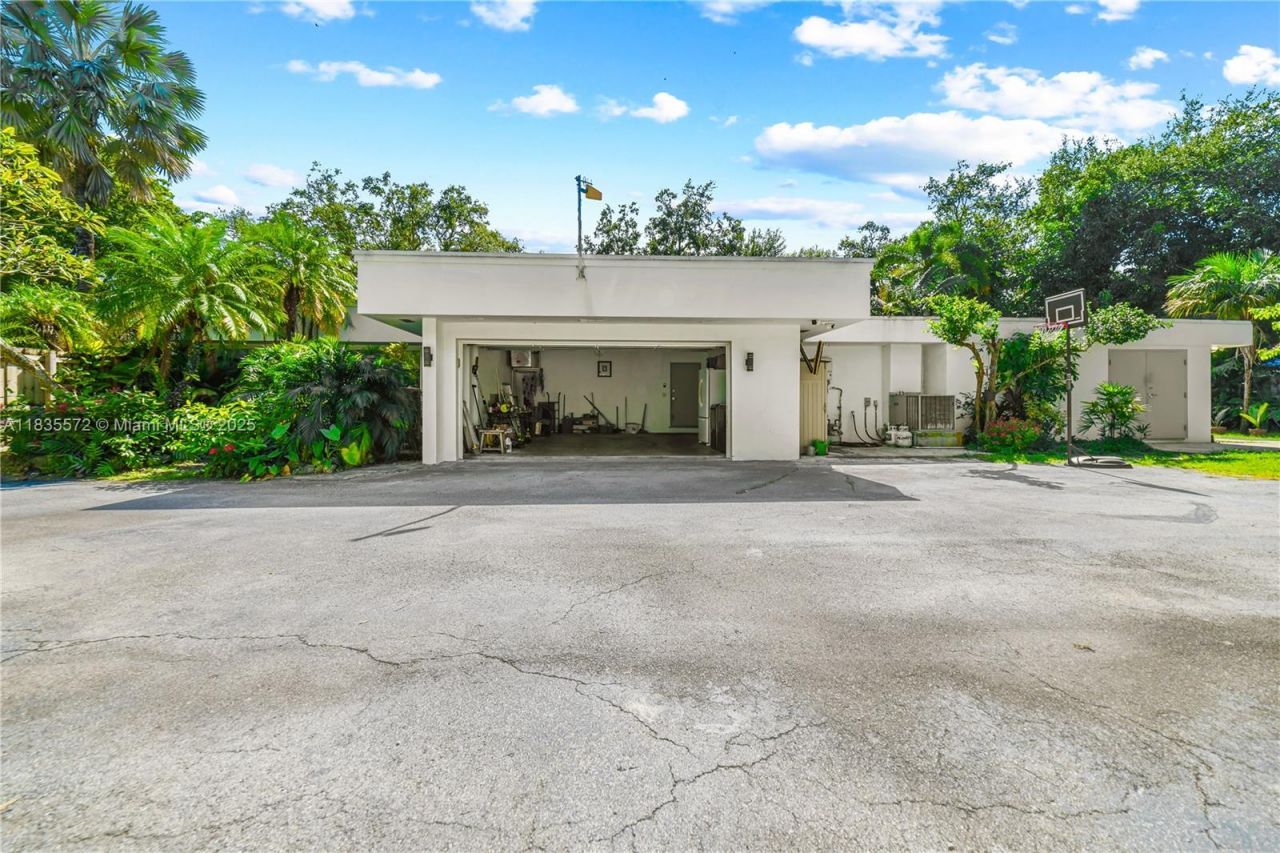 15200 SW 81st Ave, Palmetto Bay, FL 33157 Photo