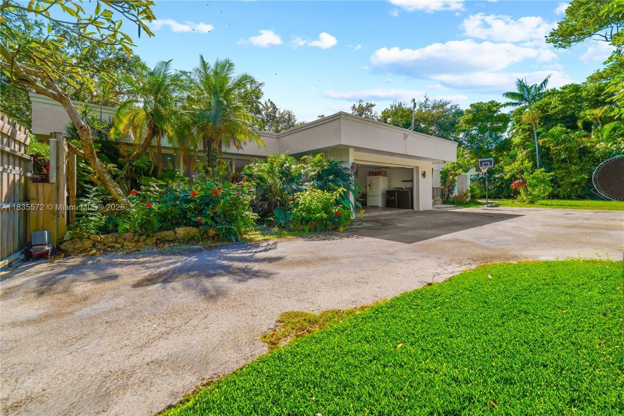 15200 SW 81st Ave, Palmetto Bay, FL 33157 Photo