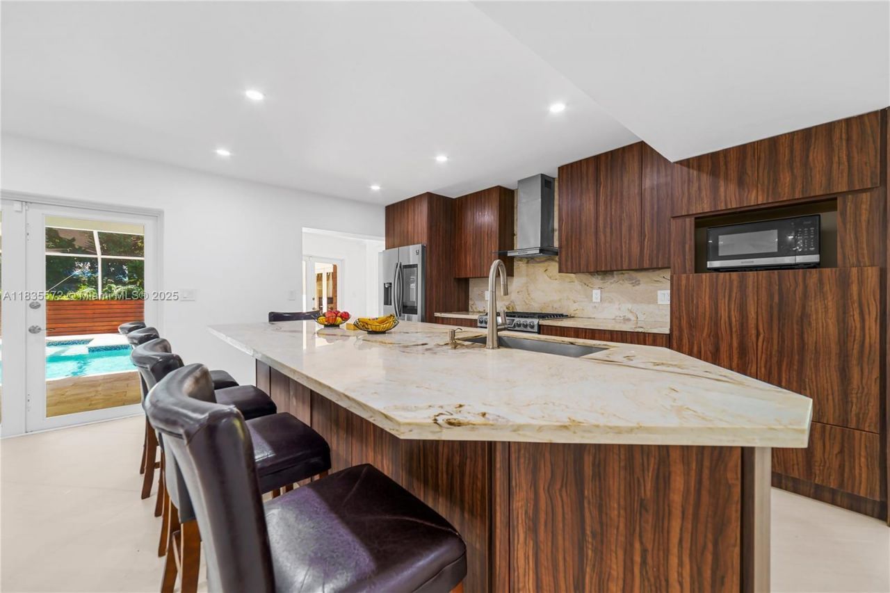 15200 SW 81st Ave, Palmetto Bay, FL 33157 Photo