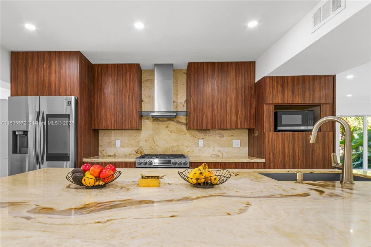 15200 SW 81st Ave, Palmetto Bay, FL 33157 Photo