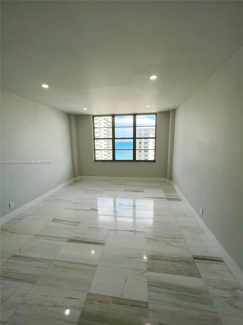 5700 Collins Ave, Unit 16B, Miami Beach, FL 33140 Photo
