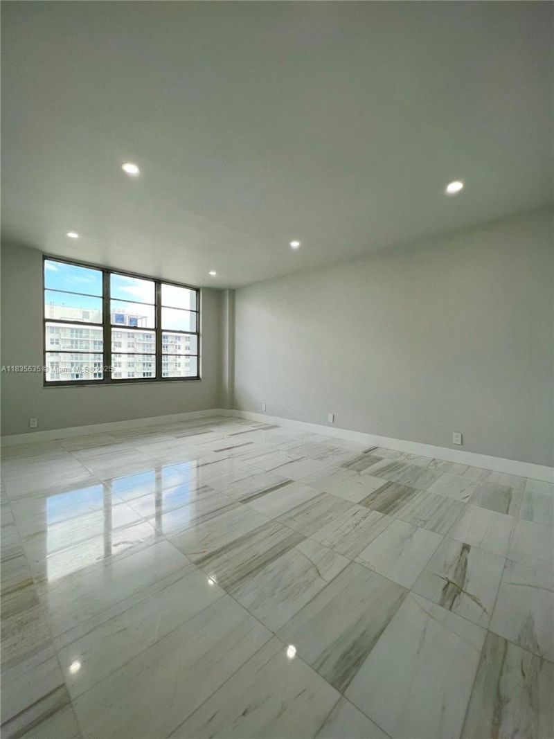 5700 Collins Ave, Unit 16B, Miami Beach, FL 33140 Photo