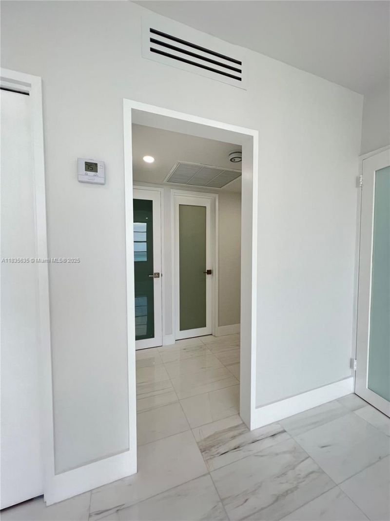 5700 Collins Ave, Unit 16B, Miami Beach, FL 33140 Photo