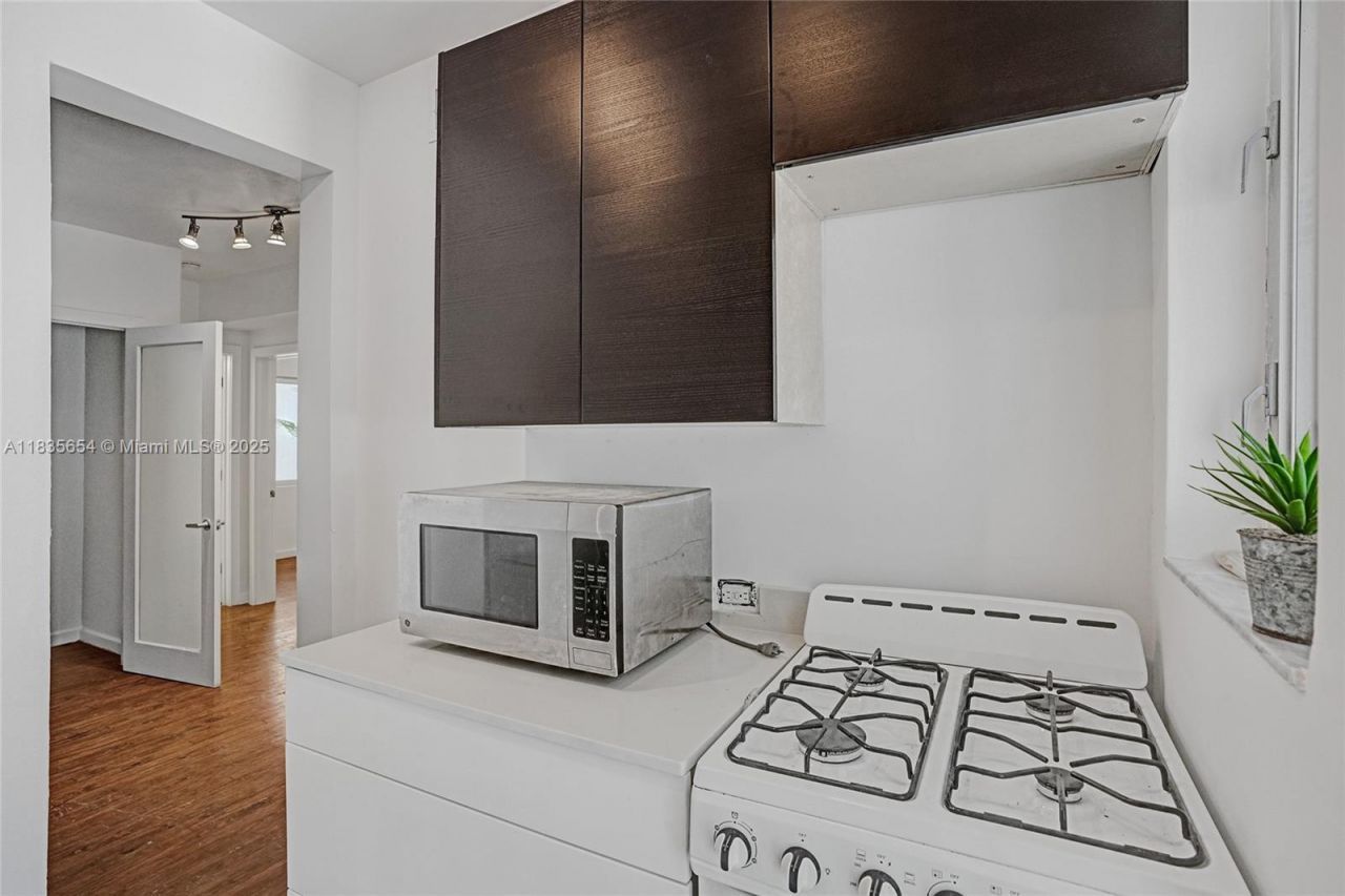 1616 Euclid Ave, Unit 4, Miami Beach, FL 33139 Photo