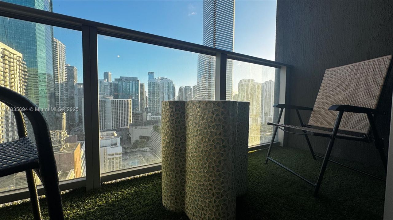 151 SE 1st St, Unit 2205, Miami, FL 33131 Photo