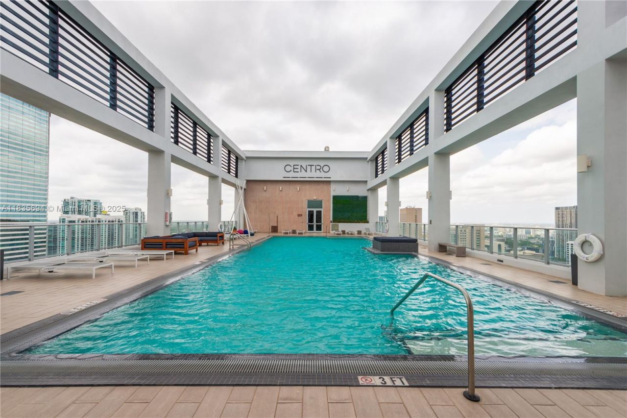 151 SE 1st St, Unit 2205, Miami, FL 33131 Photo