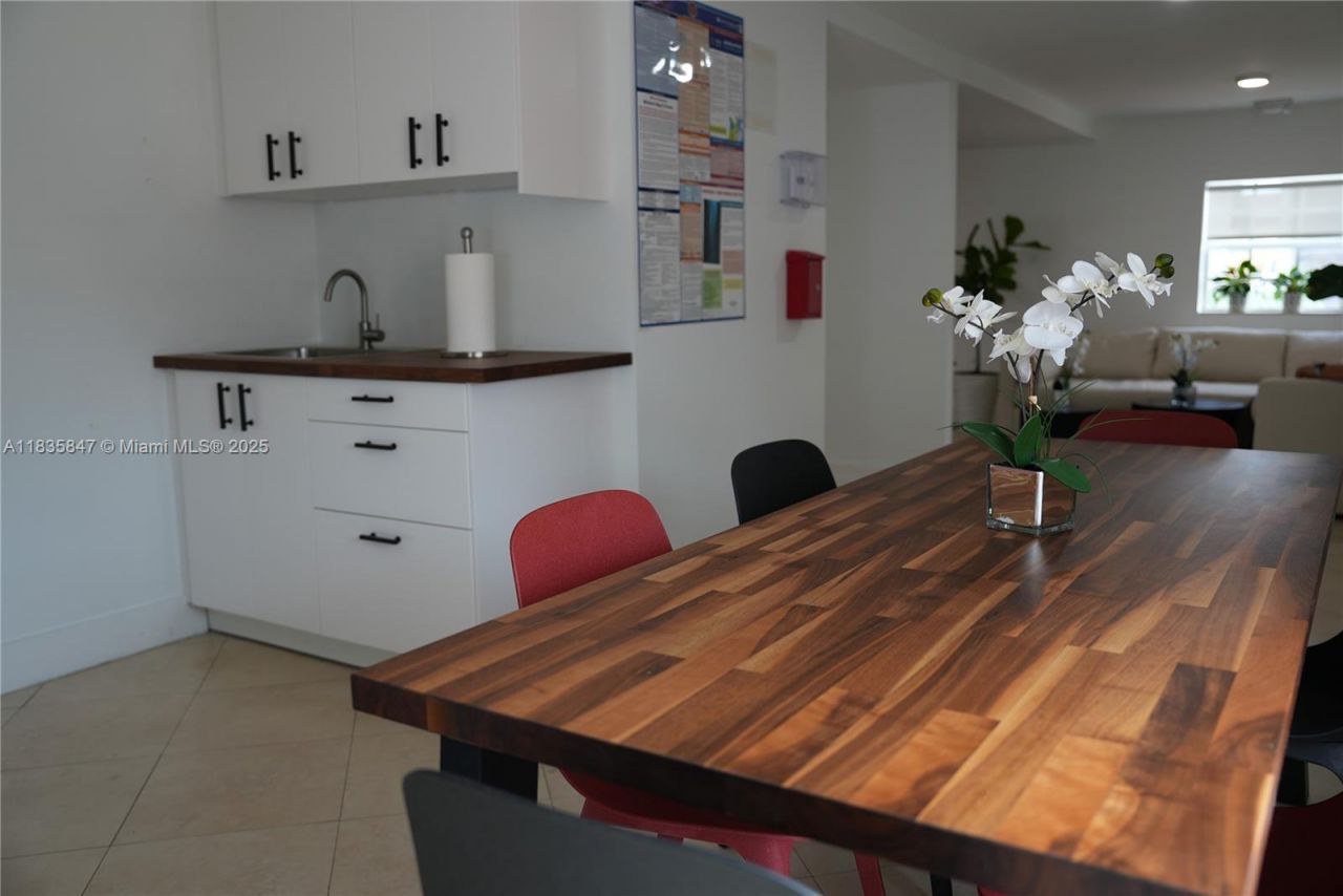 Please Call For Address, Hollywood, FL 33020 Photo