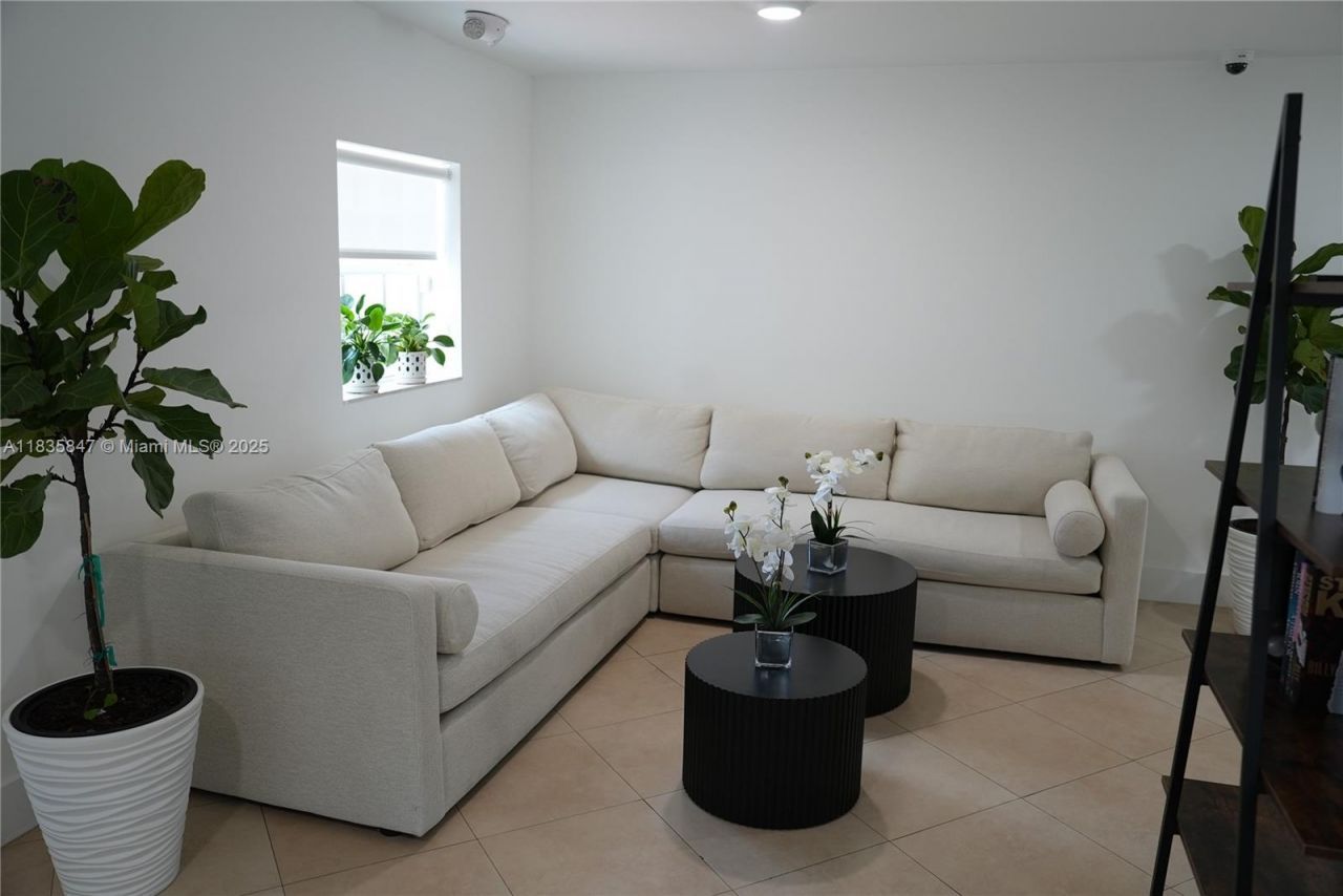 Please Call For Address, Hollywood, FL 33020 Photo