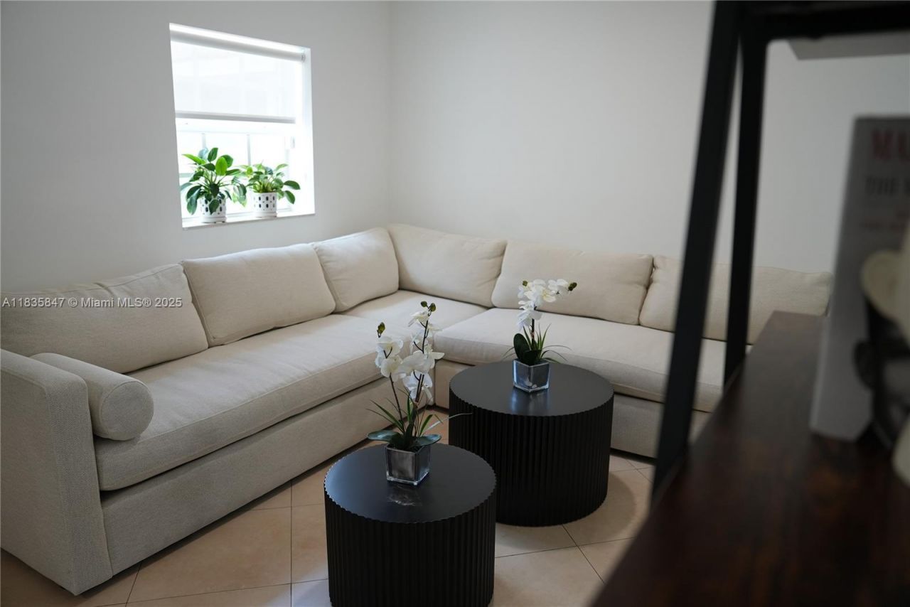 Please Call For Address, Hollywood, FL 33020 Photo