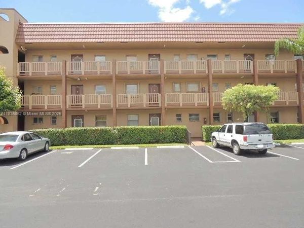 9800 Sunrise Lakes Blvd, Unit 309, Sunrise, FL 33322