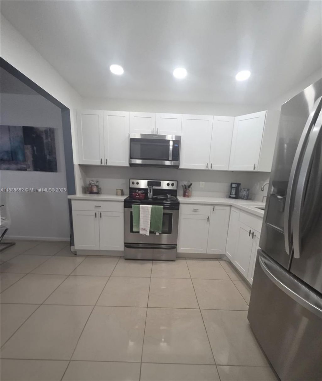 9800 Sunrise Lakes Blvd, Unit 309, Sunrise, FL 33322 Photo