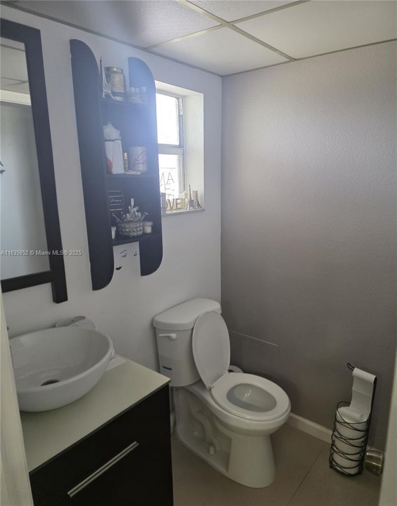 9800 Sunrise Lakes Blvd, Unit 309, Sunrise, FL 33322 Photo