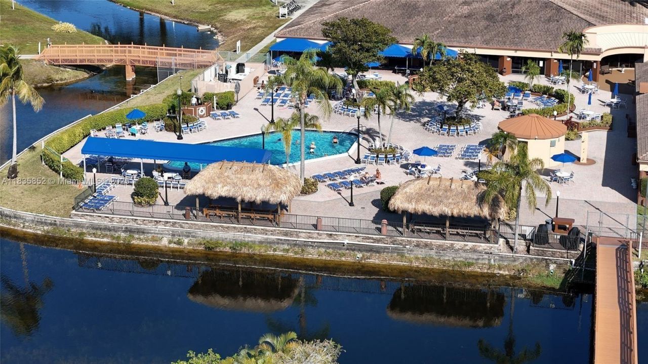 9800 Sunrise Lakes Blvd, Unit 309, Sunrise, FL 33322 Photo