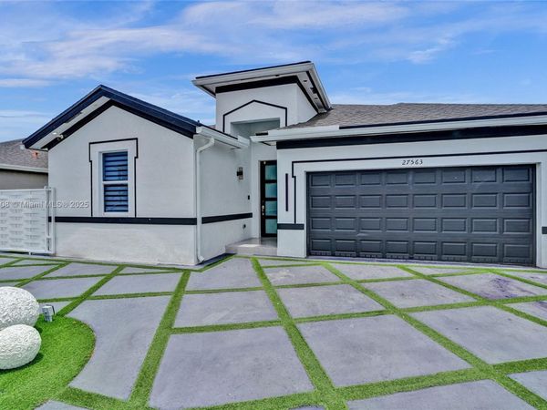 27563 SW 133rd Ave, Homestead, FL 33032