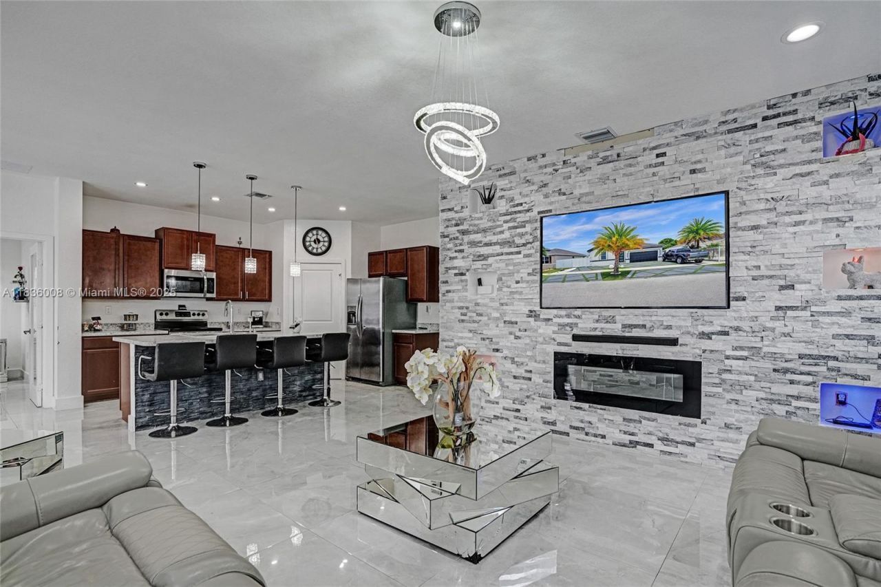 27563 SW 133rd Ave, Homestead, FL 33032 Photo