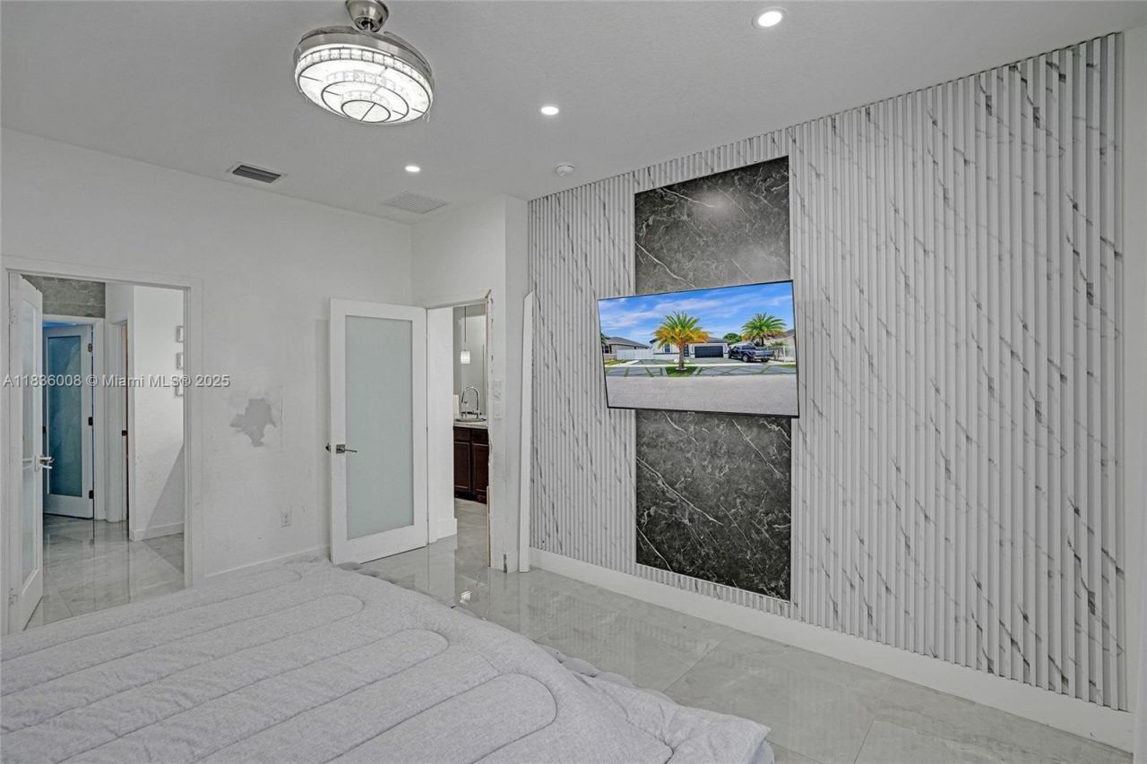 27563 SW 133rd Ave, Homestead, FL 33032 Photo