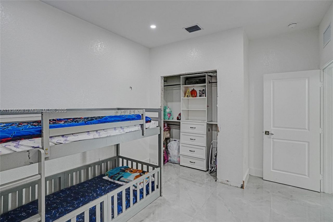 27563 SW 133rd Ave, Homestead, FL 33032 Photo