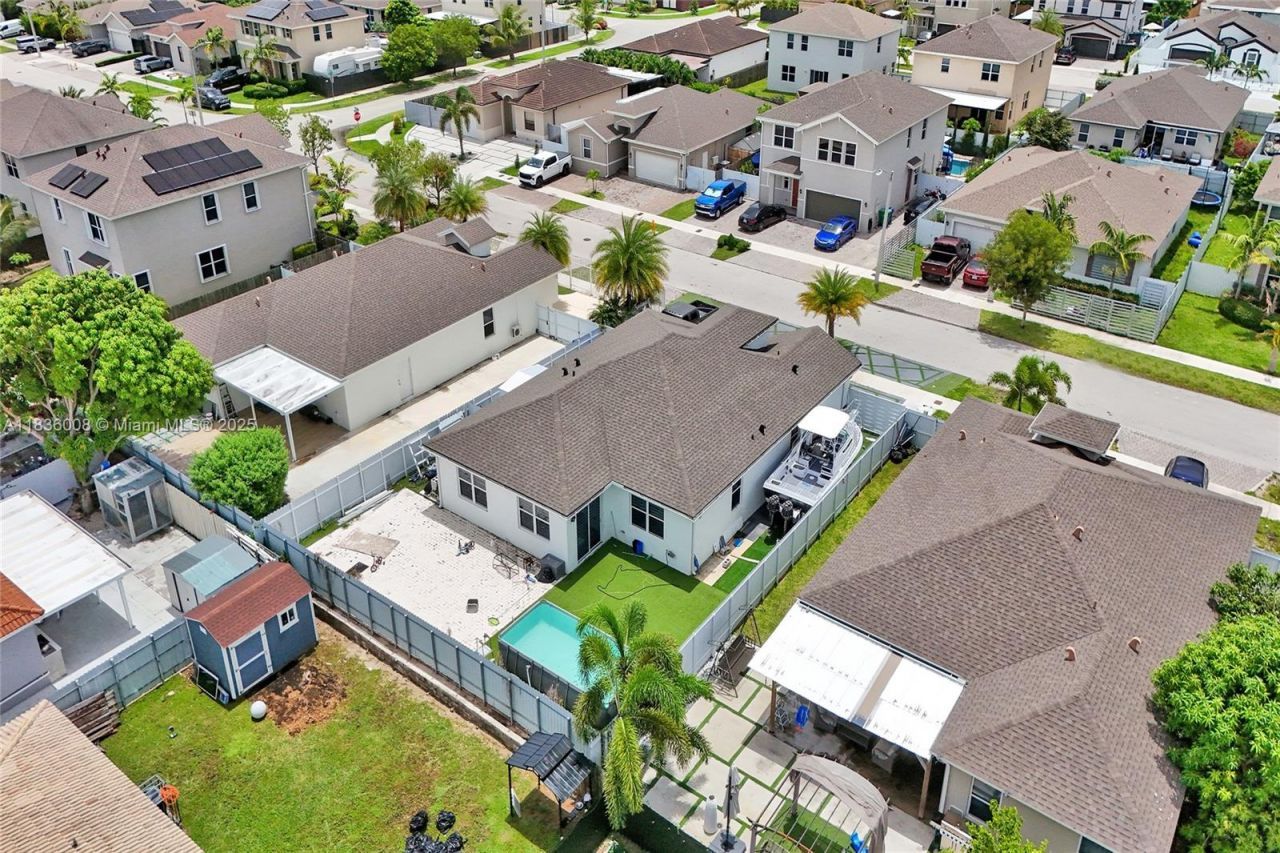 27563 SW 133rd Ave, Homestead, FL 33032 Photo