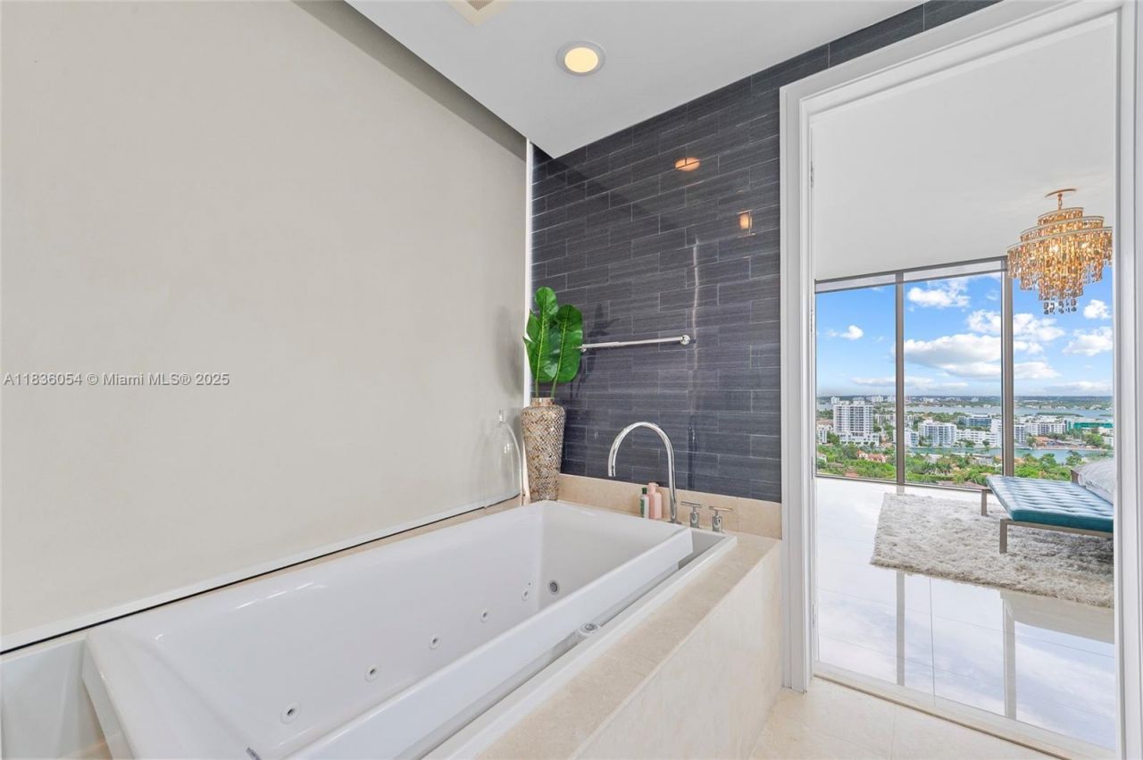 9705 Collins Ave, Unit 1905N, Bal Harbour, FL 33154 Photo