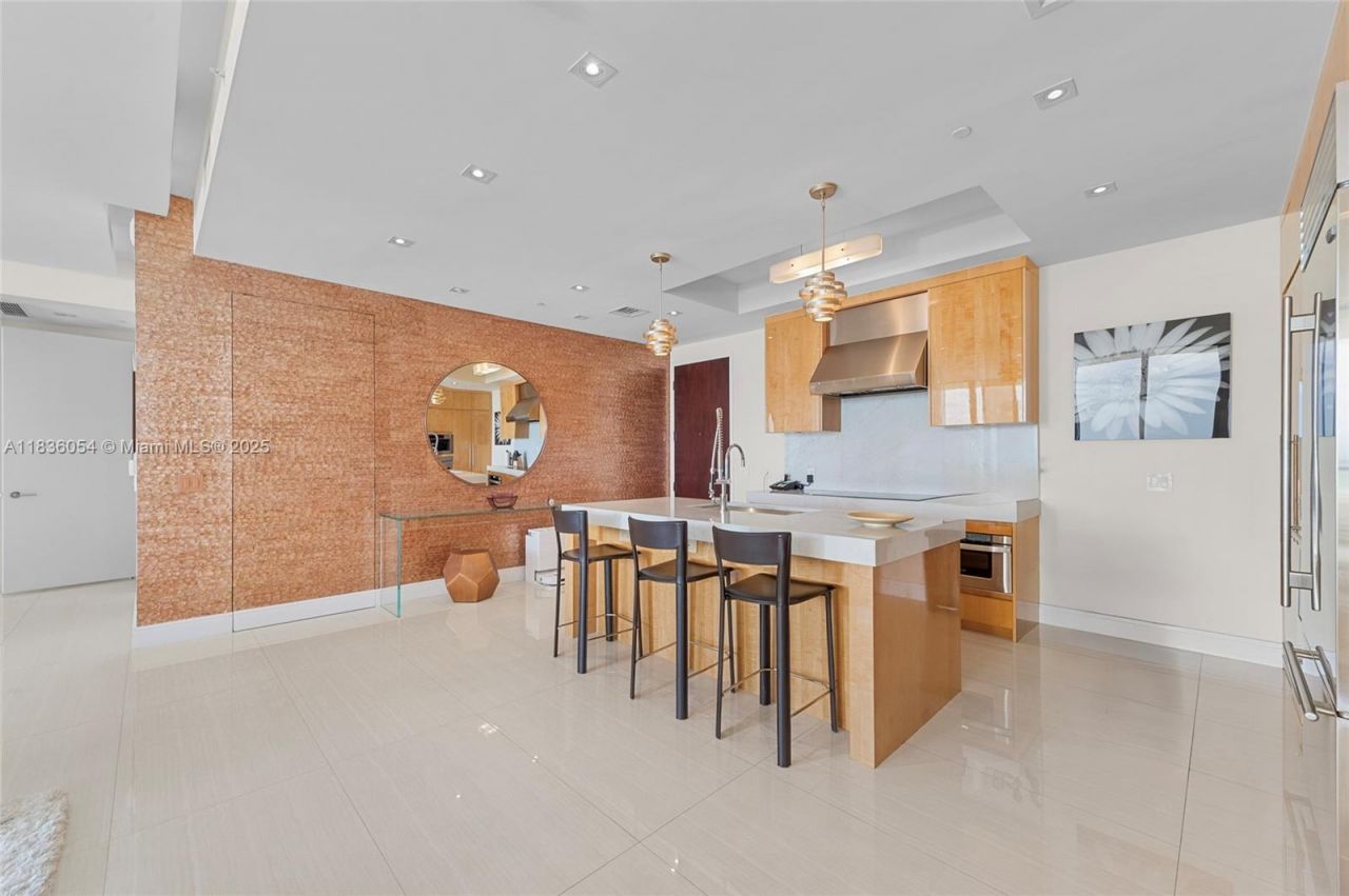 9705 Collins Ave, Unit 1905N, Bal Harbour, FL 33154 Photo