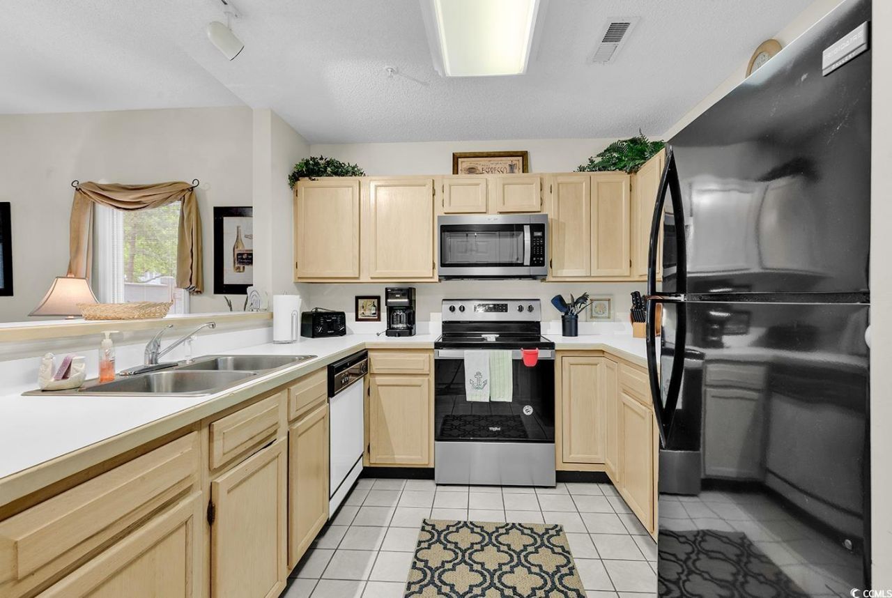 1221 Tidewater Dr. Photo 6