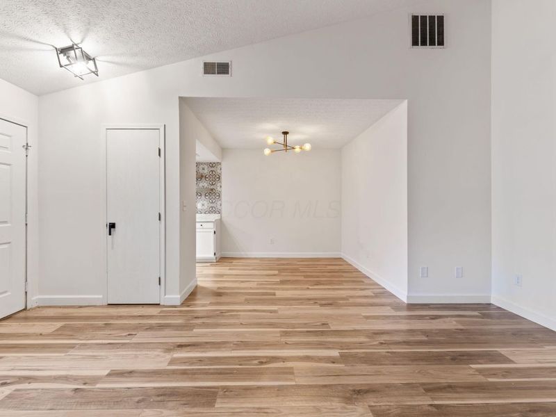 5556 Parkshire Drive, Columbus, OH 43229 Photo 13