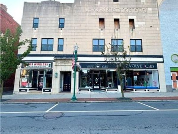 10 South Street, Auburn, NY 13021