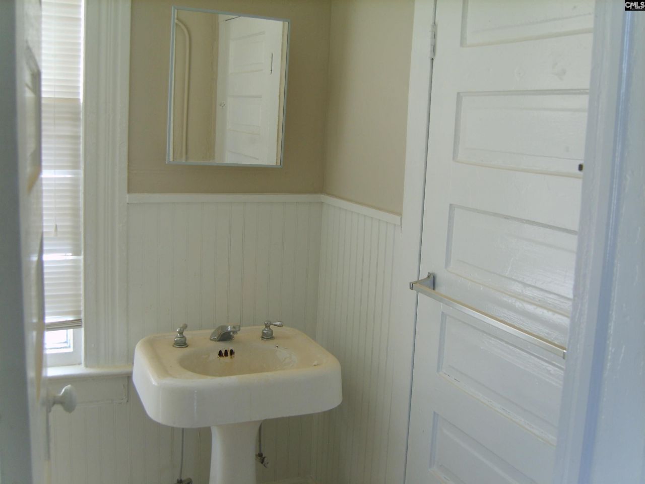 101 Shuler Street Photo 13