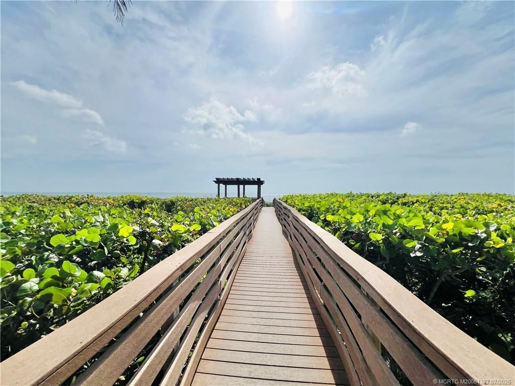 4250 N Highway A1a, Unit 302, Fort Pierce, FL 34949 Photo