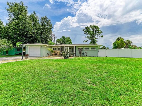557 READING STREET NW, PORT CHARLOTTE, FL 33952