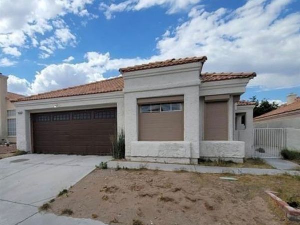 9820 Cross Creek Way , Las Vegas, NV 89117