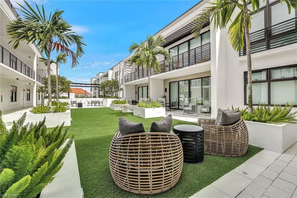 850 Central Ave, Unit 207, Naples, FL 34102 Photo