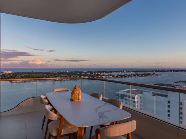 200 Arkona Court, Unit 2101, West Palm Beach, FL 33401