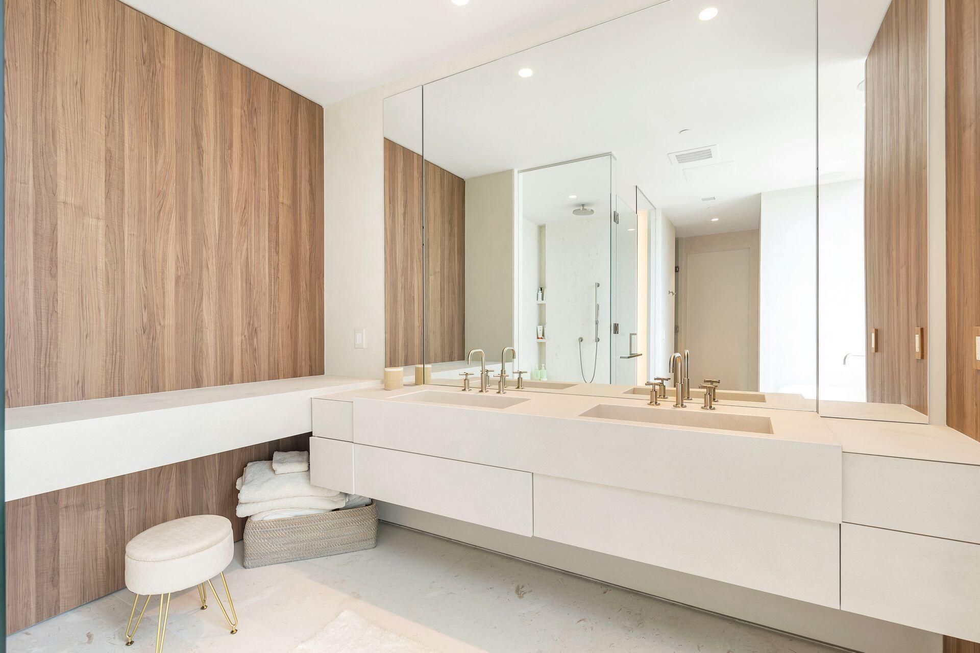 200 Arkona Court, Unit 2101, West Palm Beach, FL 33401 Photo