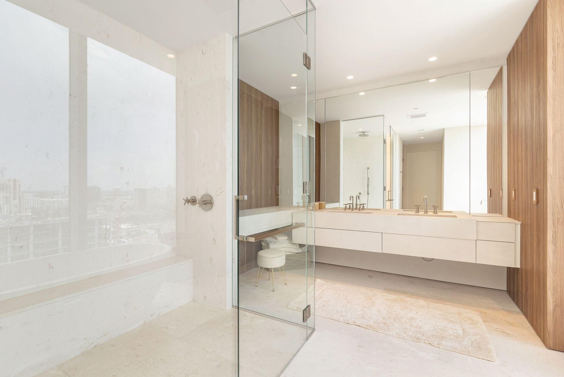 200 Arkona Court, Unit 2101, West Palm Beach, FL 33401 Photo