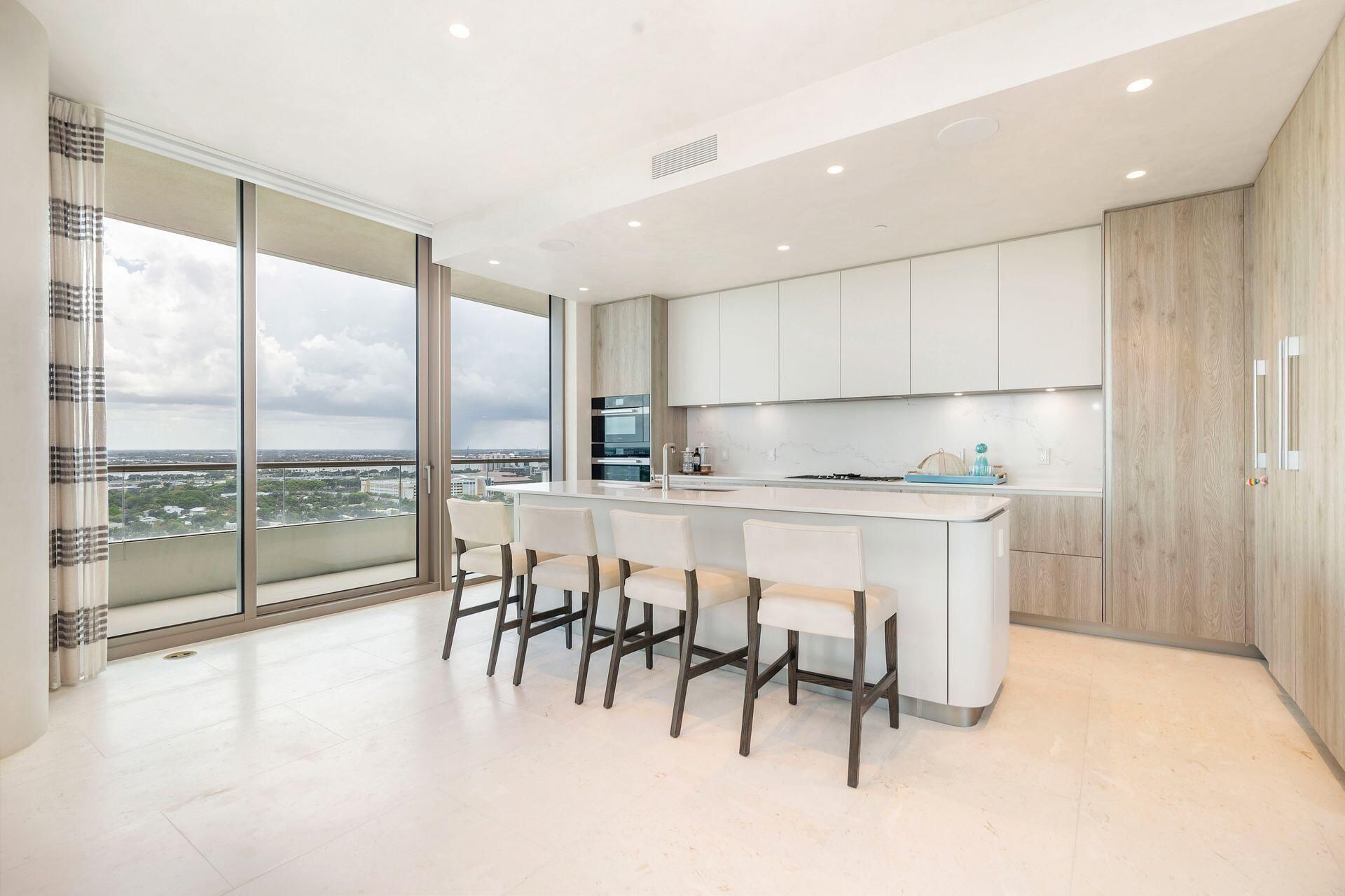 200 Arkona Court, Unit 2101, West Palm Beach, FL 33401 Photo