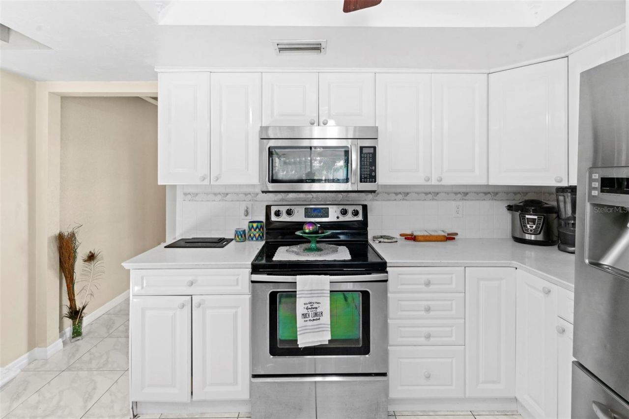 2113 Lochmoor Circle, North Fort Myers, FL 33903 Photo