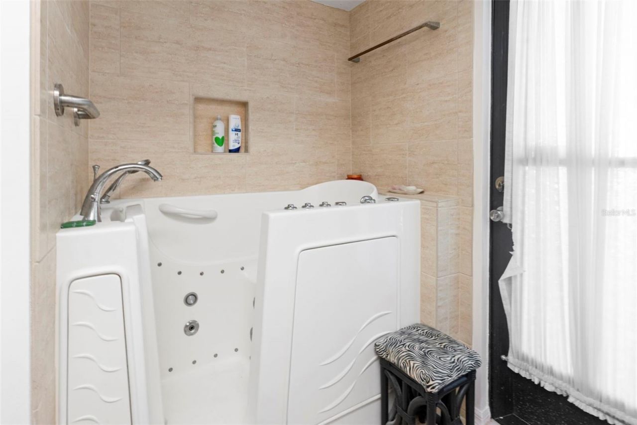 2113 Lochmoor Circle, North Fort Myers, FL 33903 Photo