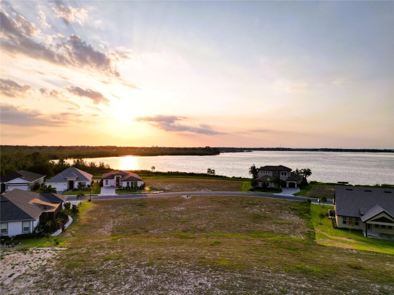 512 Adams View Lane, Auburndale, FL 33823 Photo