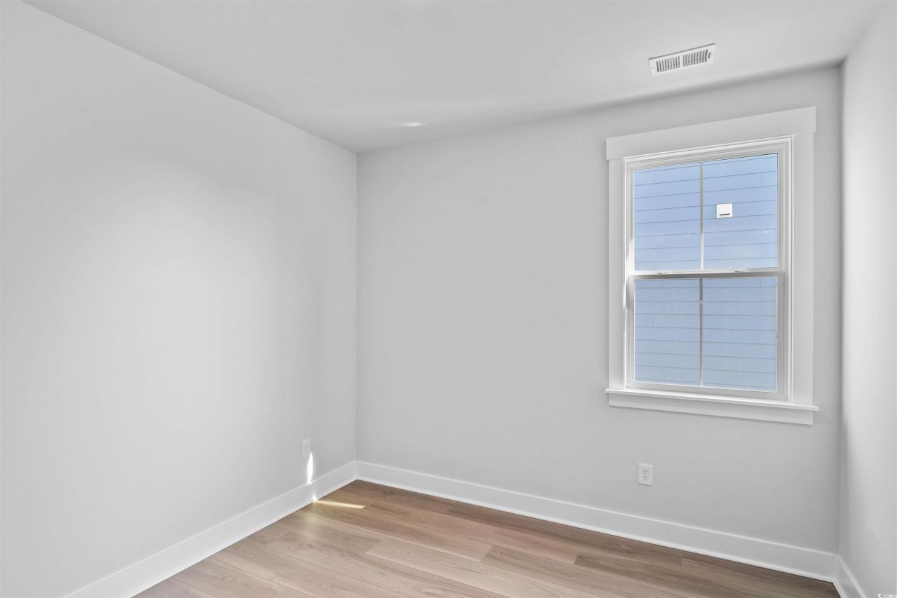 220 Atlantic Breeze St. Photo 10