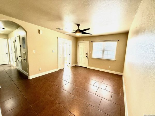 451 Hub, San Antonio, TX 78220