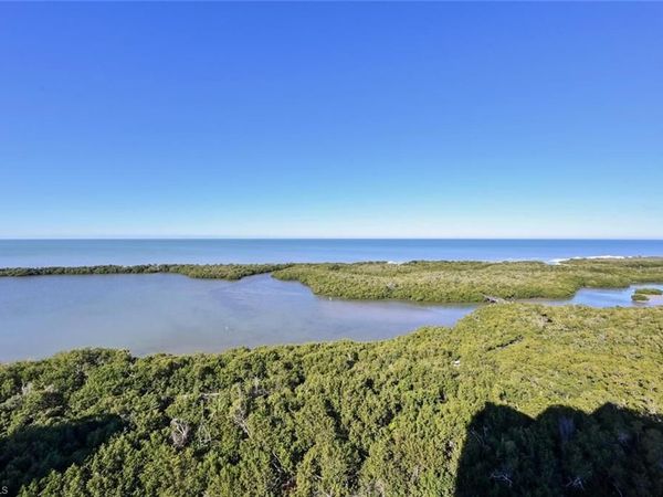 5550 Heron Point DR, Unit 1903, NAPLES, Fl 34108